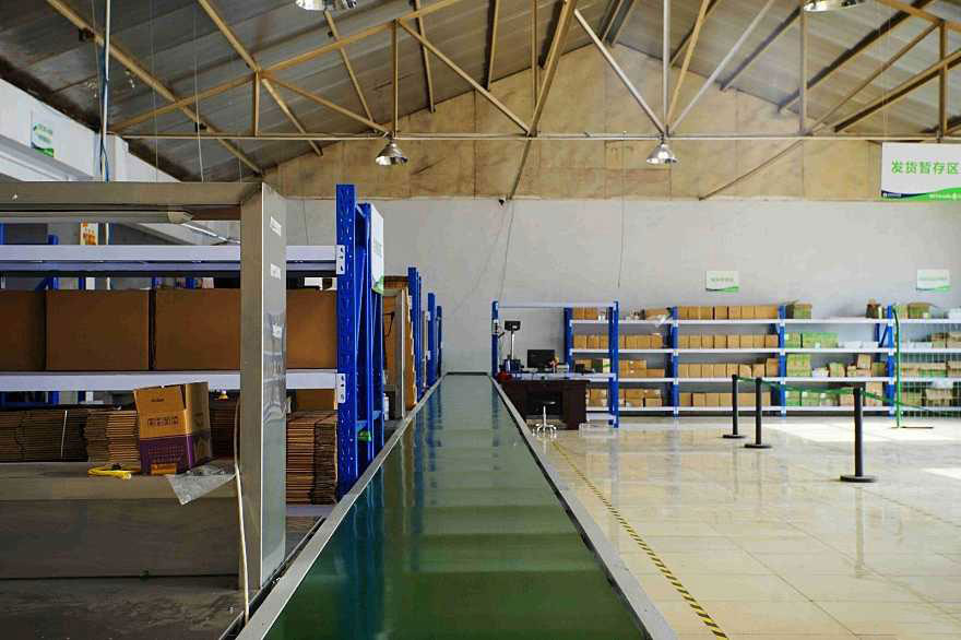 350vip浦京集团官网AGV无人叉车运行效率高、准确性高